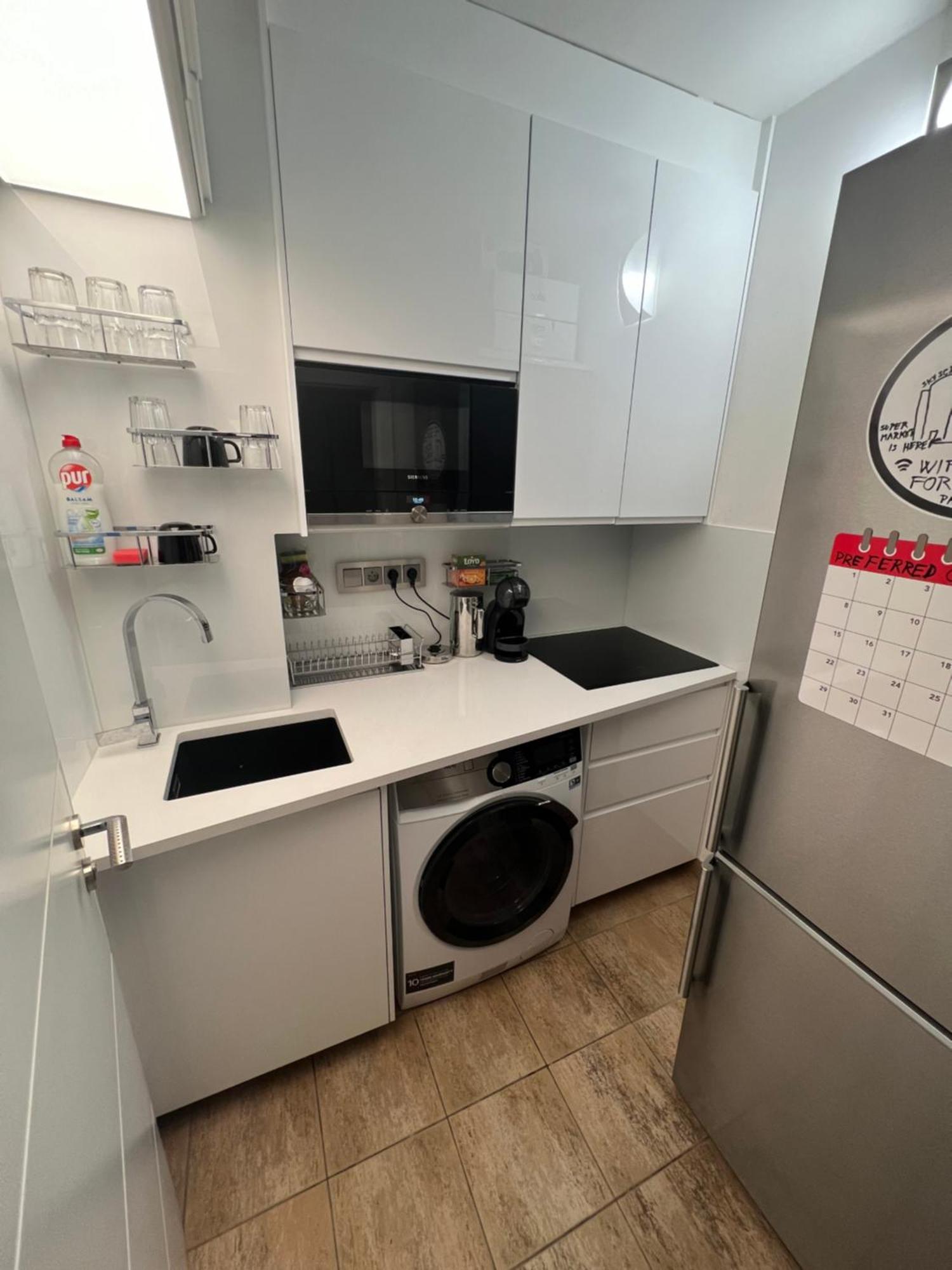 Terrace Aircondition Downtown Metro C Budejovicka Rum i privatbostad *